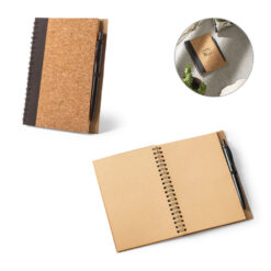 Caderno B6 em cortiça e poliéster 100% reciclado (100% rPET) com folhas lisas recicladas