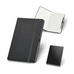 Caderno A5 em c.sintético com folhas lisas